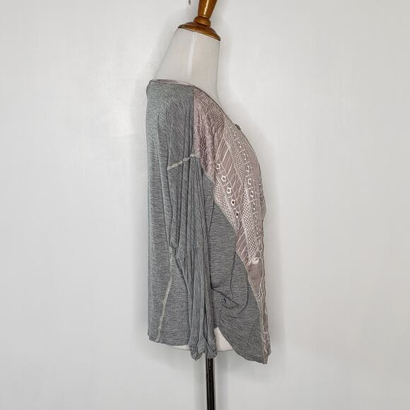 Anthropologie Tiny Hazel Embroidered Dolman Sleeve Blouse Rayon Women Small - Picture 3 of 12
